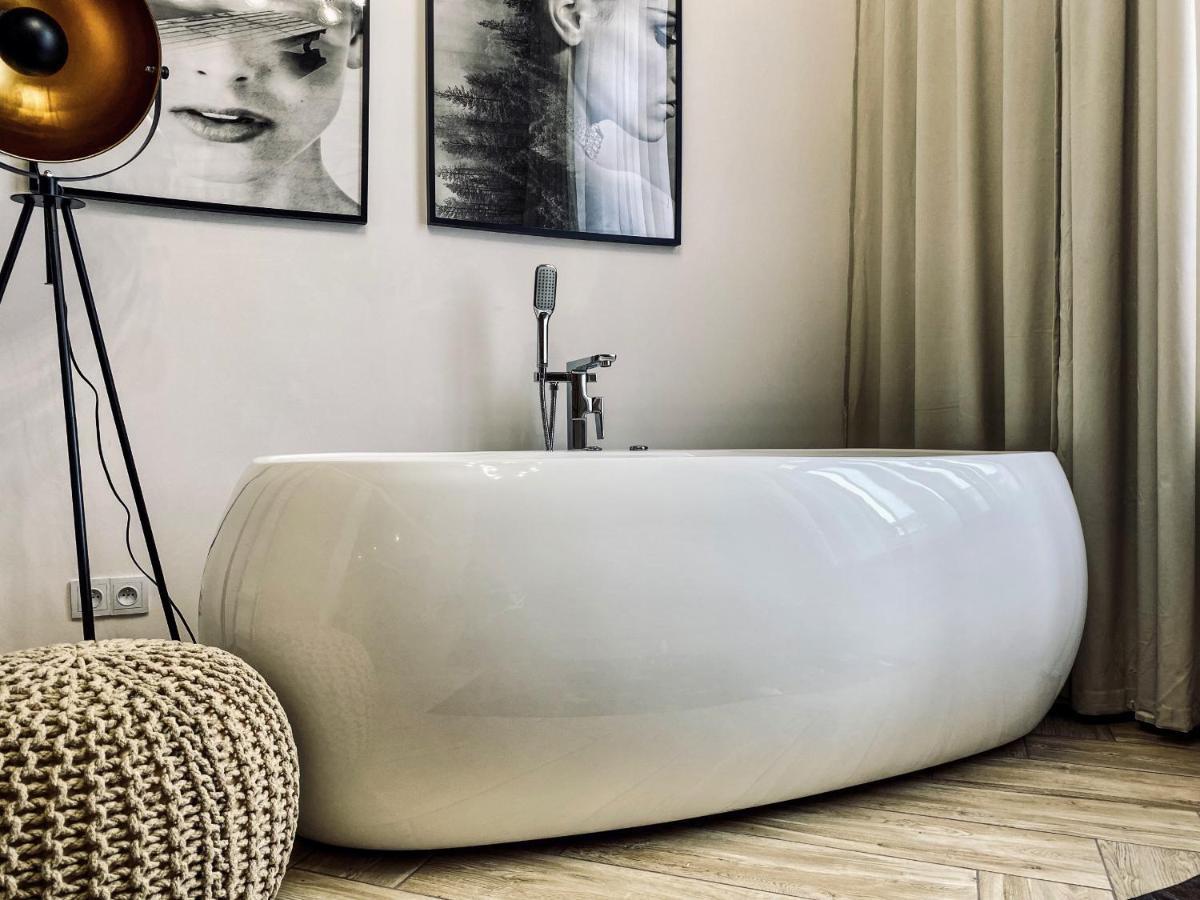 Apartment Premium Jacuzzi For Couples, Old Town Krakow Dış mekan fotoğraf